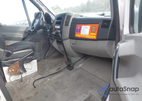 2015 Mercedes-Benz Sprinter 2500 High Roof from USA, damaged, VIN WD3PE8DB2FP130298